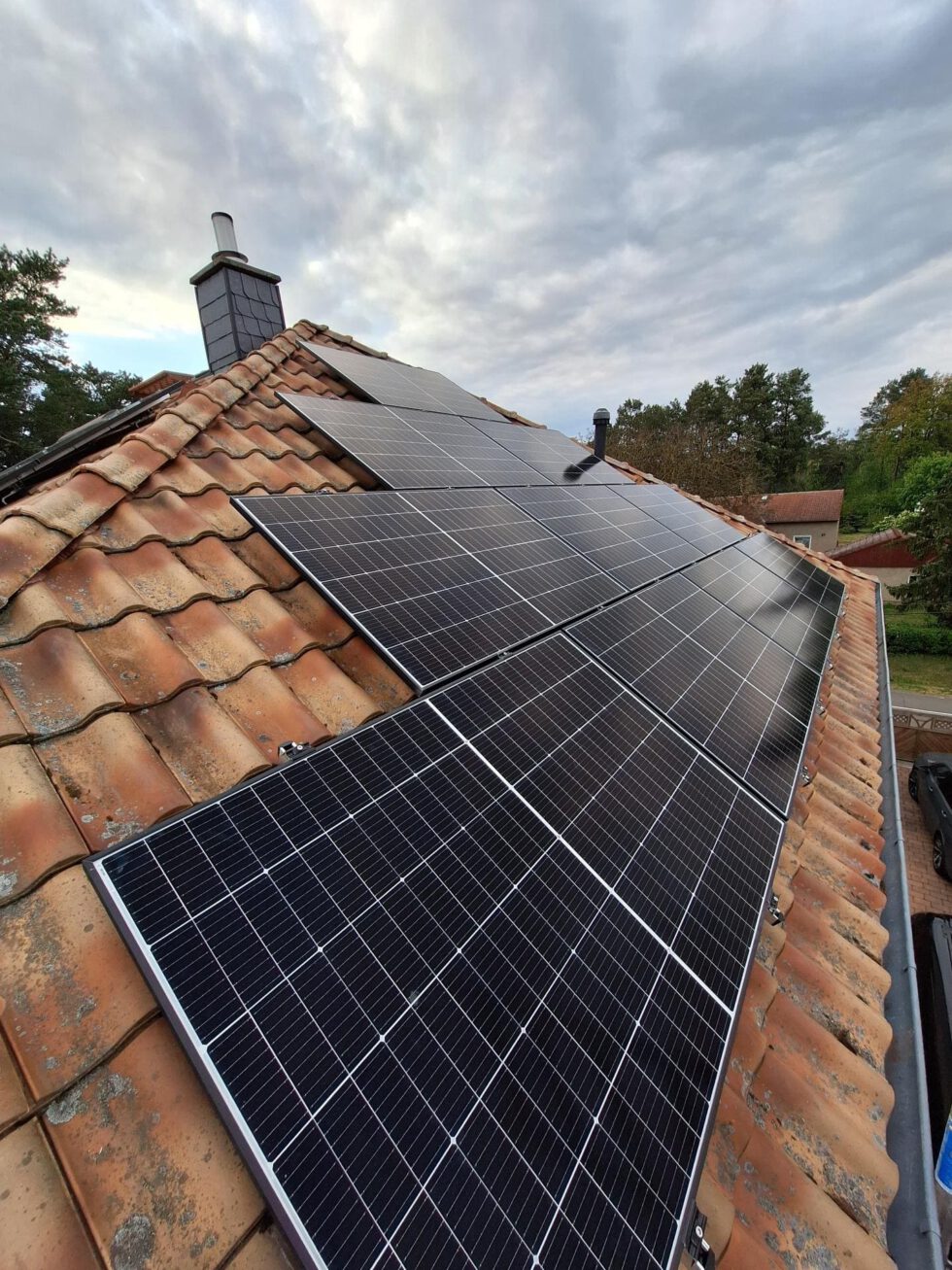 PV Module auf Ziegeldach